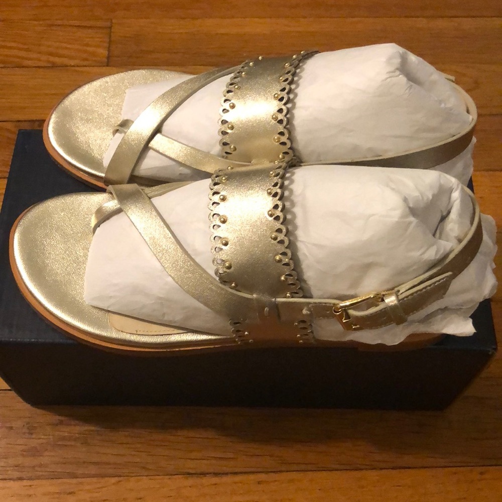 Anica scallop thong sandal.
